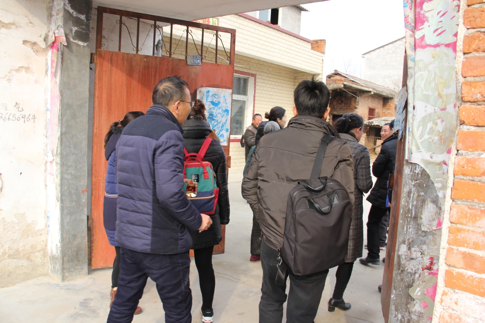 省市總工會領導及同事來我司走基層、送溫暖 扶貧幫困暖人